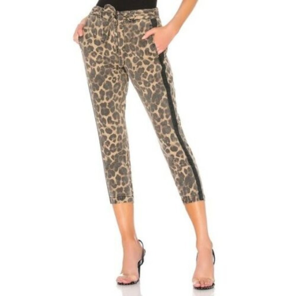 Pam & Gela Leopard Print Cropped Joggers SZ M Medi